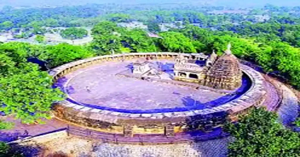 Chausath-Yogini-Temple-Jabalpur